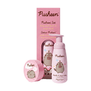 Cosmetic set: raspberry body wash foam 250 ml + towel